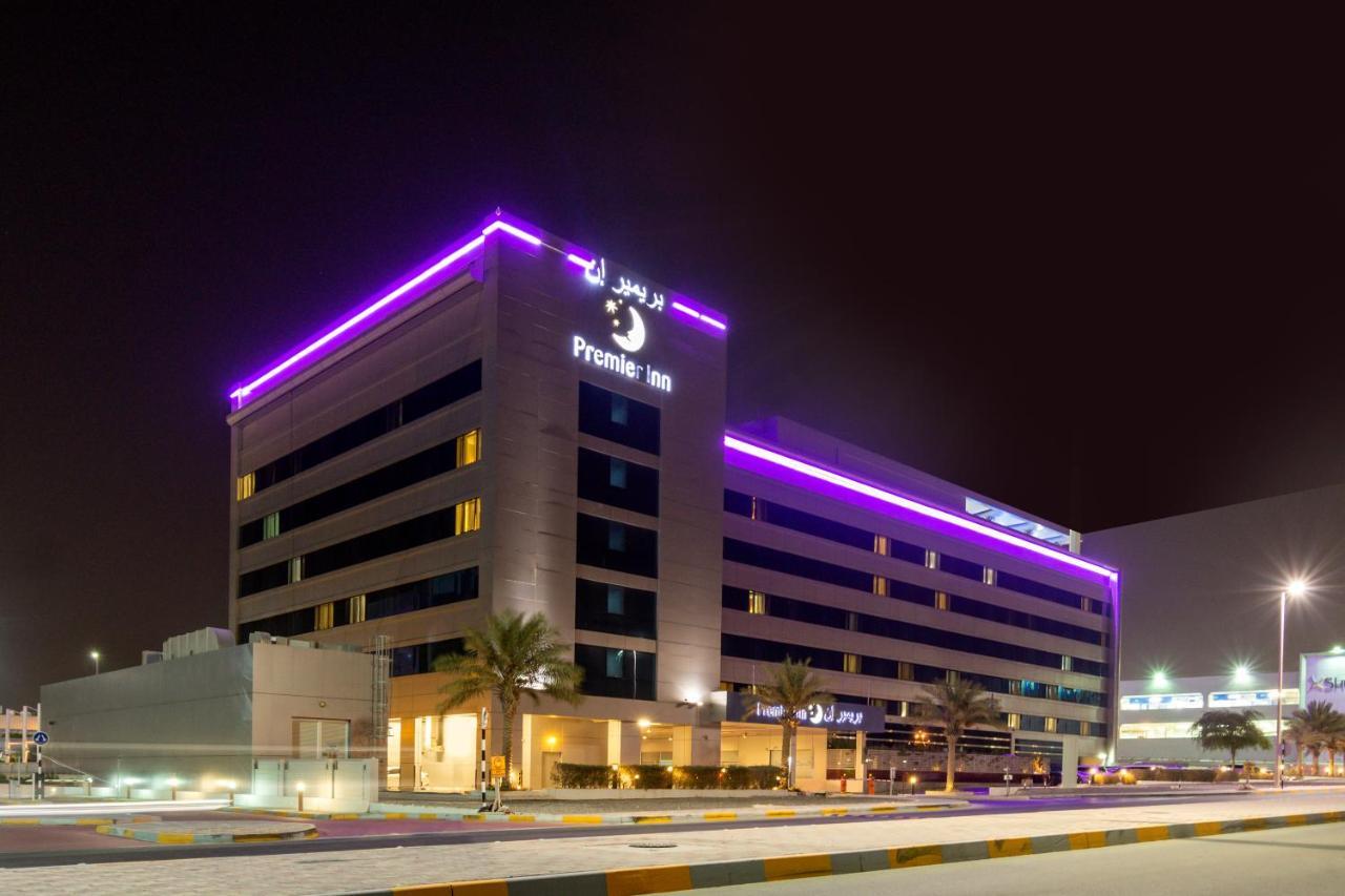 Premier Inn Abu Dhabi Airport Business Park Abu Dabi Dış mekan fotoğraf